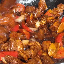 肉燉得越久，嘌呤含量越高？